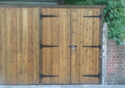 Double Feather Edge Gates