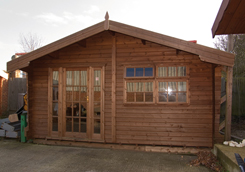 Super Log Cabin